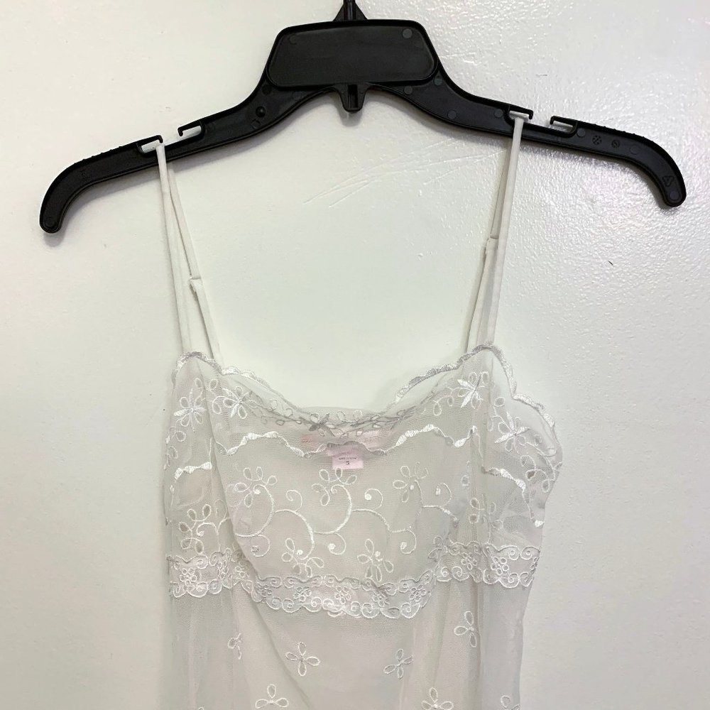 Victoria's Secret white lace slip, S